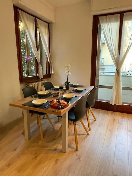Show Me Florence 2 Bedroom Appartment Duomo & Airport Tram 0*,