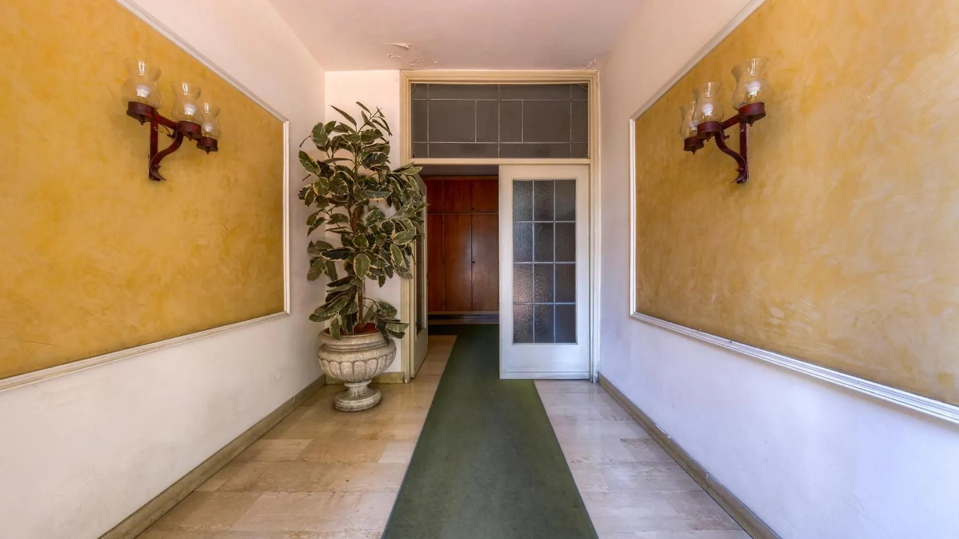 Apartman Show Me Florence 2 Bedroom Appartment Duomo & Airport Tram