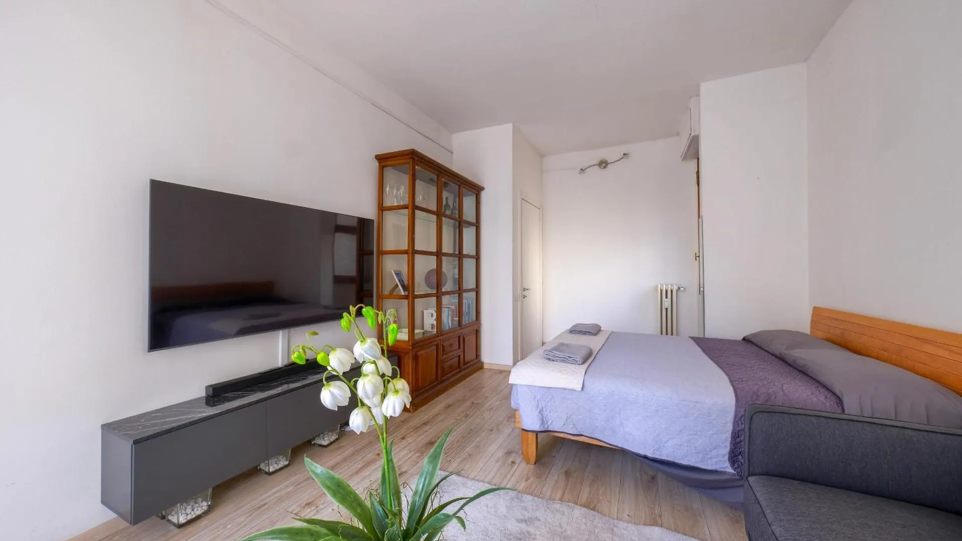 Show Me Florence 2 Bedroom Appartment Duomo & Airport Tram 0*,